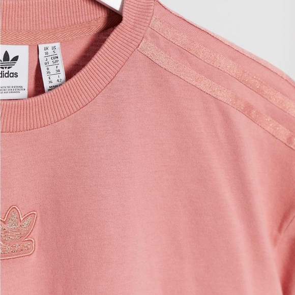 ADIDAS ORIGINALS
New Neutrals Logo Boyfriend T-shirt In Pink
Size Medium - Picture 6 of 7